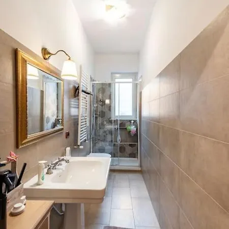 Apartment Indipendente Ampia Metratura Santa Lucia (Rome)